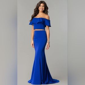 Dave and Johnny Two-piece Formal Dress. Royal Blue, Size 15/16